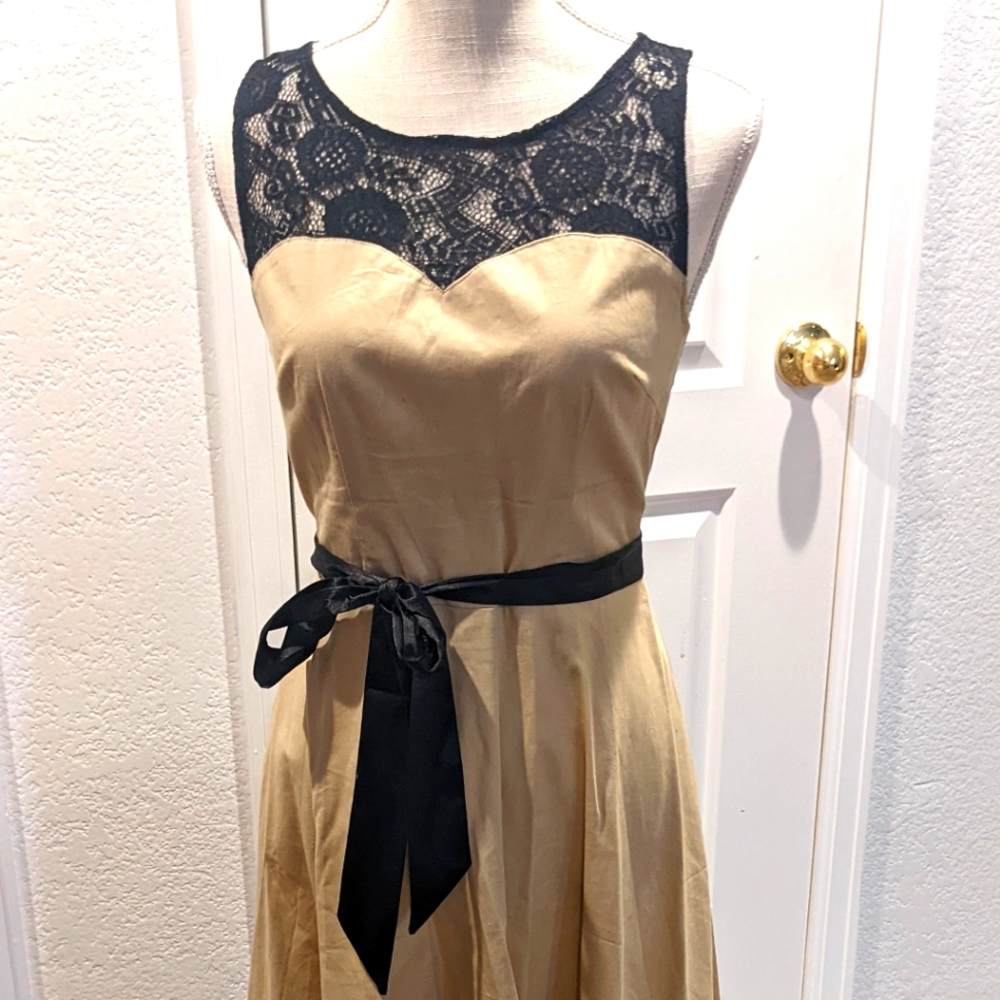 Retro Cocktail Swing Party Dress. Size Small.